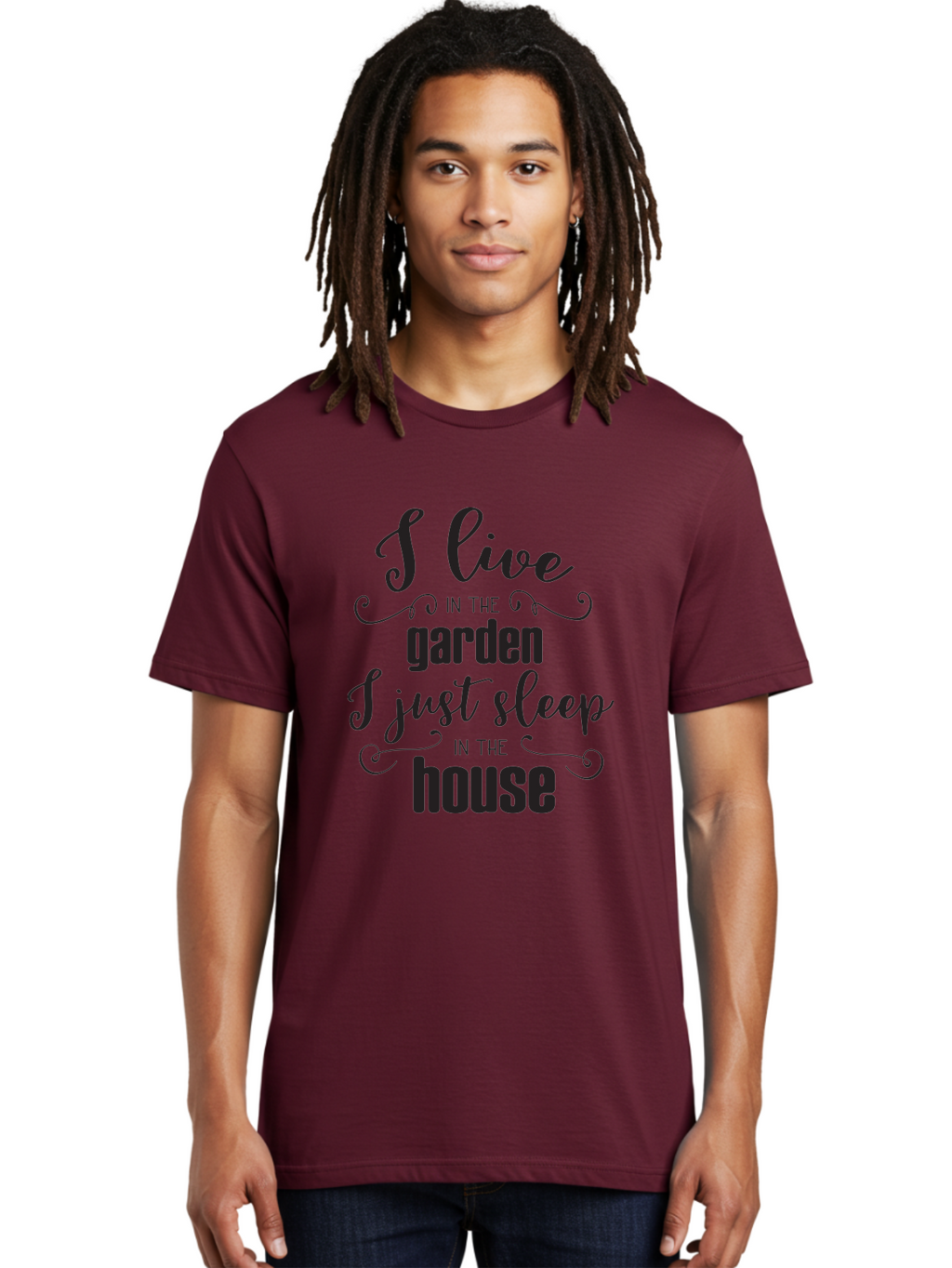 I-Live-In-The-Garden-I-Just-Sleep-In-The-House Men'S Graphic Tee, 100% Cotton, Comfortable Casual Summer Wear, Machine Washable, Inspirational Quote, Garden Lover, House And Garden, Outdoor Living, Nature Enthusiast, Gardening Life, Quote Art, Aac852