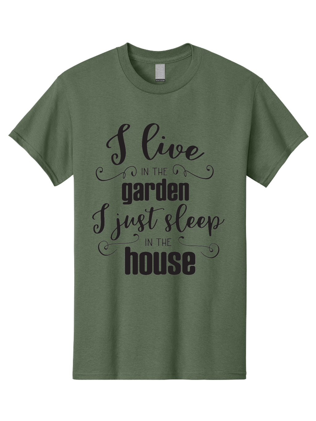 I-Live-In-The-Garden-I-Just-Sleep-In-The-House Men'S Graphic Tee, 100% Cotton, Comfortable Casual Summer Wear, Machine Washable, Inspirational Quote, Garden Lover, House And Garden, Outdoor Living, Nature Enthusiast, Gardening Life, Quote Art, Aac852