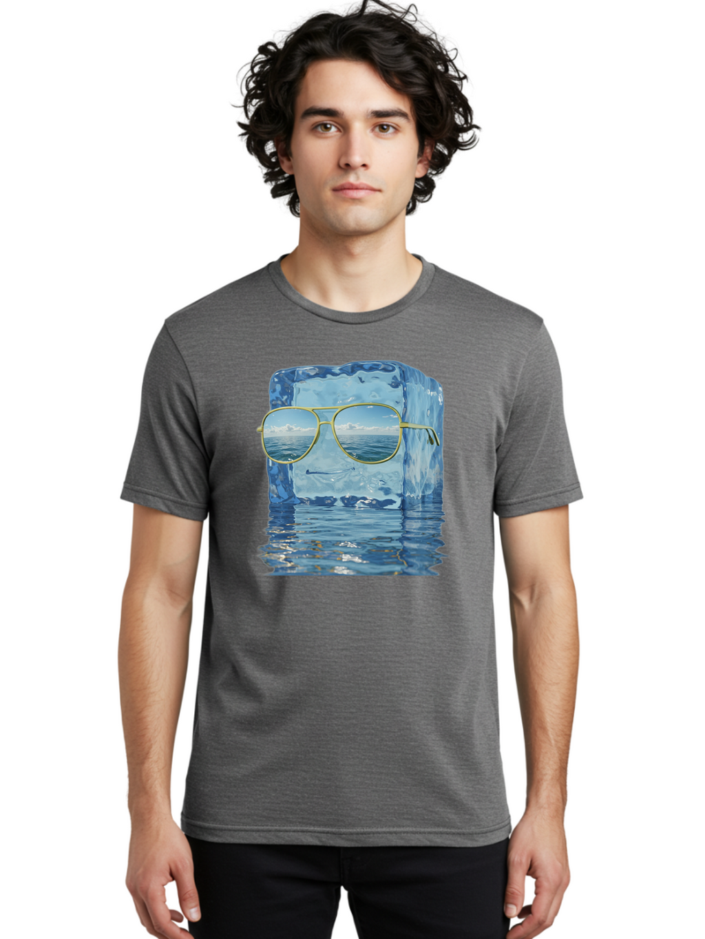 Iceberg-Sunglasses Men'S Graphic Tee, 100% Cotton, Comfortable Casual Summer Wear, Machine Washable, Vintage Camera, Old Camera, Antique Camera, Black Camera, Classic Photography, Photography Equipment, Nostalgic Device, Film Camera, Bak769