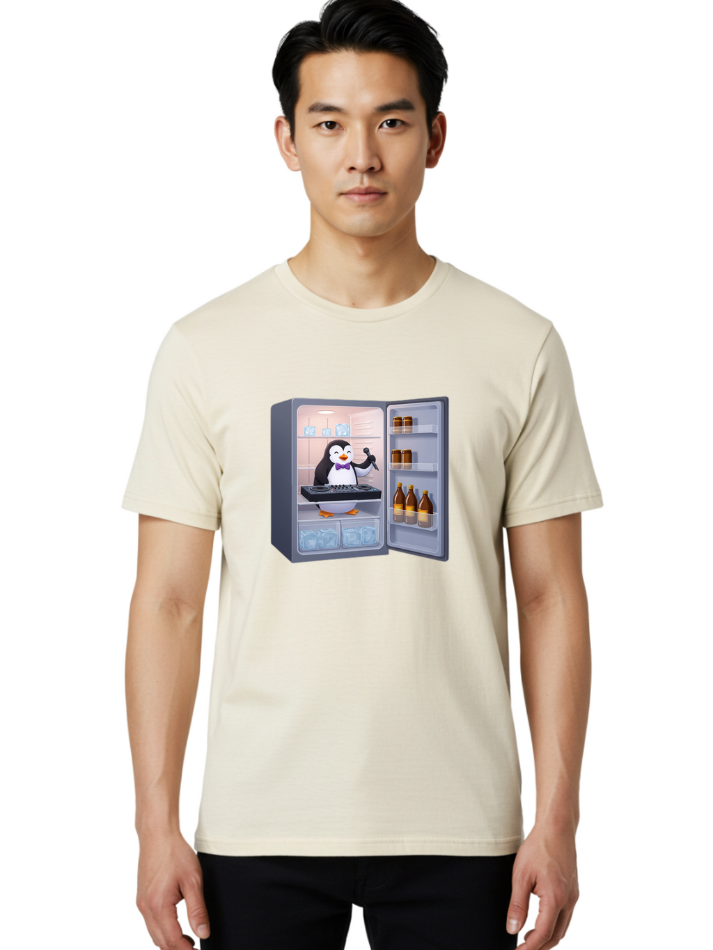 Penguin-Dj-2 Men'S Graphic Tee, 100% Cotton, Comfortable Casual Summer Wear, Machine Washable, Vintage Camera, Old Camera, Antique Camera, Black Camera, Classic Photography, Photography Equipment, Nostalgic Device, Film Camera, Camera Art Ban067