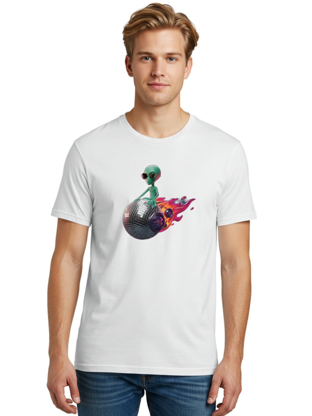Alien-On-Disco-Ball Men'S Graphic Tee, 100% Cotton, Comfortable Casual Summer Wear, Machine Washable, Vintage Camera, Old Camera, Antique Camera, Black Camera, Classic Photography, Photography Equipment, Nostalgic Device, Film Camera, Bao038
